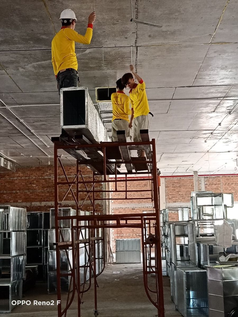Hệ thống điều hòa công suất lớn phù hợp lắp đặt cho nhà xưởng, tòa nhà cao tầng,...